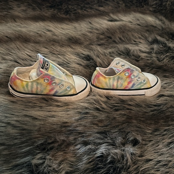 Converse all star girls size 5 low top tie dye shoes - Picture 3 of 5